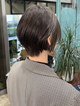 アピィス(APPiiS) セナ耳掛けショートボブ【ショートボブレイヤー横浜西口】