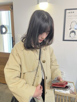 ワゴンヘアー(wagon hair) 透明感たっぷりオリーブグレージュ