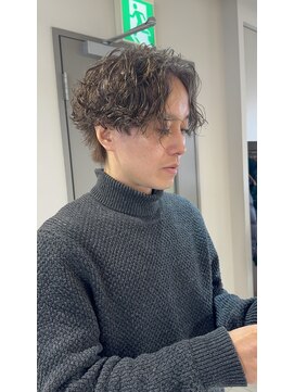 キャンバス バイ ネオリーブ 横浜西口(Canvas by neo.) 横浜★メンズスパイラルシャドウパーマセンターパート
