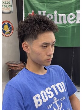 BUZZ FLOW men’s salon by D&T【4月1日NEW OPEN(予定)】 スパイキーショート