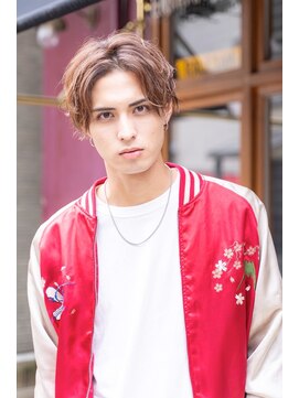 アメリ 新宿(Ameri) Ameri 王道モテブロンドベージュ 刈り上げ 【新宿】