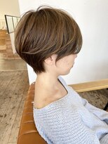 エイト オキナワ 沖縄新都心店(EIGHT okinawa)&nbsp;手ぐしで簡単スタイリング耳掛けショート