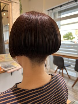 ルチオ(Lucio) ベリーショートボブ