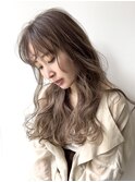 肌馴染みのいいベージュロング