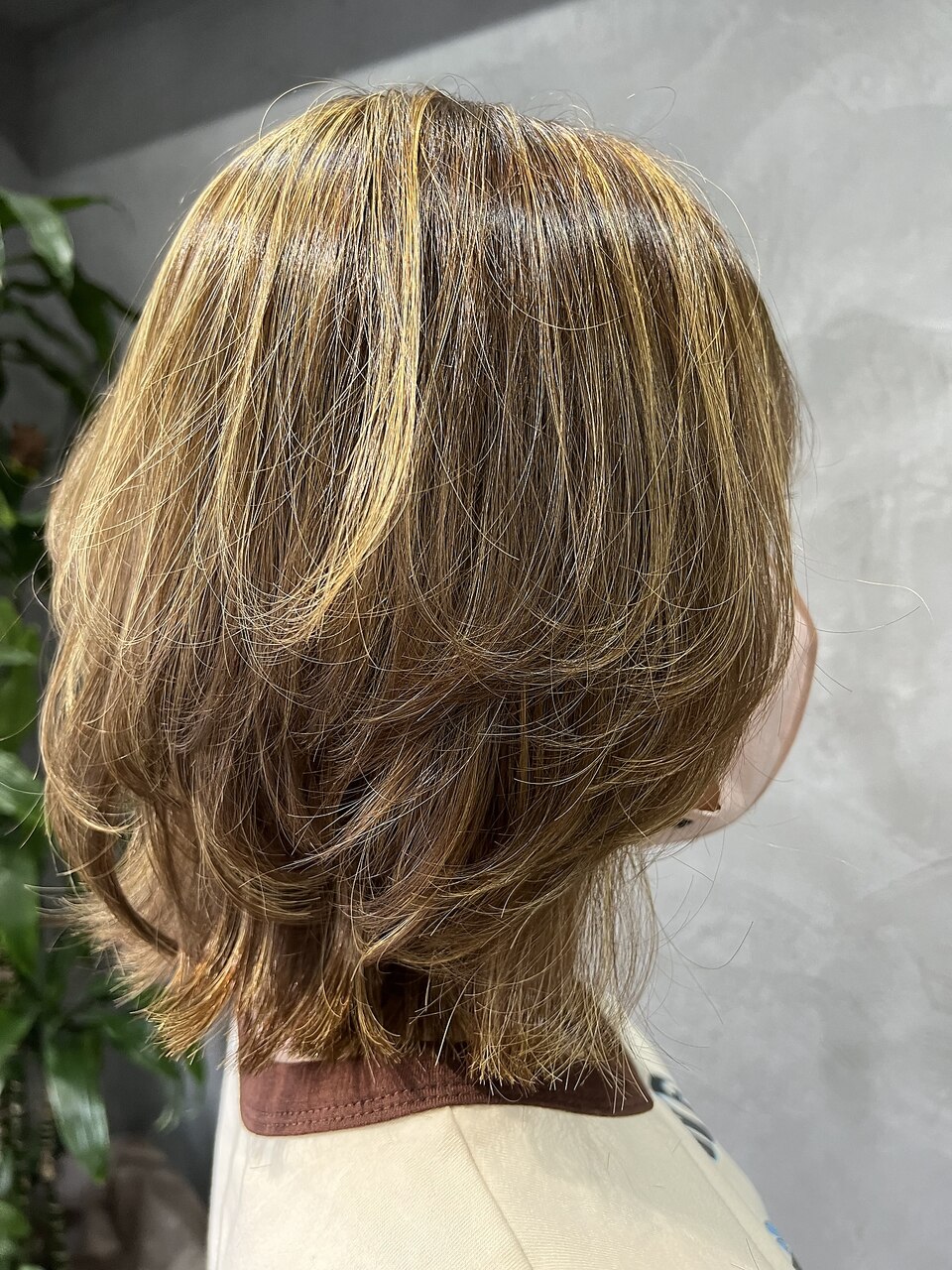 2025年夏】ミディアムショートの髪型・ヘアアレンジ｜人気順｜2