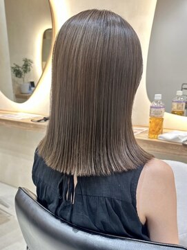 ヒビヲ(HIBIO) ハイライトカラーミルクティーベージュケアブリーチカラー30代