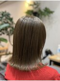 【tot.fam.】ブリーチなし明るめグレージュ×ロブヘア