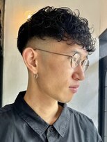 カムジーヘッドカミノウラ(COMEGHEAD KAMINOURA)&nbsp;スペインカールメンズマッシュツイストパーマツーブロック