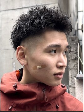 フィフス 天神大名(fifth) 福岡大名メンズパーマスパイキーショートスパイキーパーマ30代