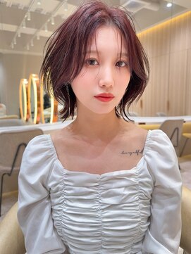 ロンド アンブル 四条烏丸(Lond ambre) 艶で魅力するひし形レイヤーボブ。透ける前髪で今らしさを表現