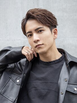 シティ(CITY) 小久保styleフェザーパーマフェザーショートグレーエンドカラー