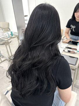 レイヤーに透明感ブルーブラック♪