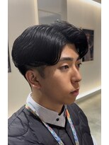 エスキス(ESQUISSE)&nbsp;「清潔感×大人っぽさ」センターパート