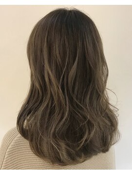 グッデイ ヘアー(GOOD DAY HAIR) 【GOOD DAY HAIR】《セミディ×シアーグレージュ》 下北沢