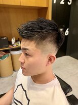 フランクスバーバー アンド ビアークラブ(FRANK'S BARBER and BEER CLUB)&nbsp;0mmスキンフェードワイルドアップバンクセミウェットビジカジR