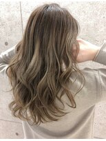 シェルター バイ トウキョウ(Shelter by TOKYO)&nbsp;柔らか質感×イルミナベージュカラー