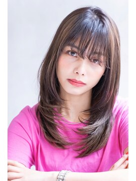 エイミー(Aimee) Aimee 内巻きレイヤーミディ×セピアベージュ