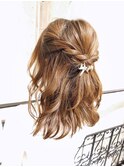 髪質改善トリートメントベージュ　ヘアアレンジ　シールエクステ