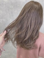 ガーランドウメダ(Garland umeda)&nbsp;グレージュ×アディクシー×ローレイヤー