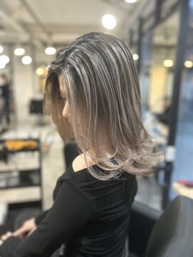 ラフ 難波店(LAFF) #黒髪#ボブルフ#ネビージュ#小顔#ワンレン