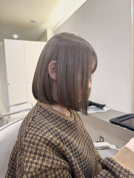 ムード(MOOD.) 大人なグレージュカラー