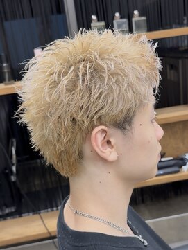 オーバルバイアピッシュ(OVARL by apish) スパイキーショートベリーショートブリーチミルクティー原宿