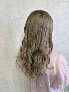 トリコ(ToricO) ミルクティーベージュ ダブルカラー ブリーチカラー くすみ