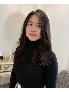 ロッカ(ROCCA) 暗めカラーナチュラルロング×ダークブラウン