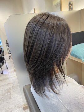 ウイバイファースト(u'i by first) レイヤースタイル×ブルージュカラー