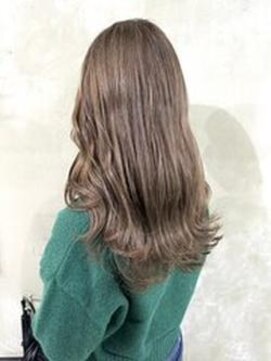 ゲーム バイ アランスミシー 横浜(GAME by Alan Smithee) ベージュ/ダブルカラー/ケアブリーチ/髪質改善/原宿