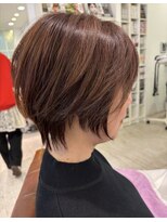 リタ(Lita)&nbsp;30代40代50代ミルフィーユレイヤーで作るミニーショート
