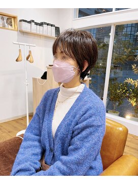 コムヘアー(COM HAIR) くせ毛ショート。