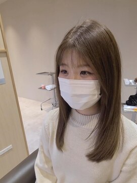 エスティアム(S.TIAM.) マットベージュの髪質改善カラー