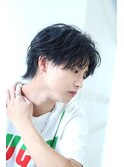 毛流れセンターパートウルフ　リバースショート