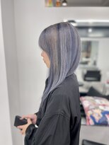 ミステル(MISTEL)&nbsp;ブルーとシルバーカラーのデザインカラー