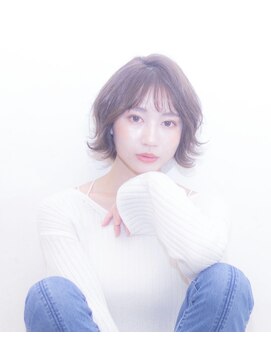 メノン(Menon) イメチェンヘアスタ イル 　デザインカラー　前髪パーマ