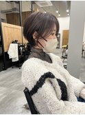 ショートボブ×グレージュ