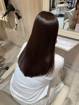 アンフェリール 原島店(Em Fellir) 髪質改善トリートメントでうるつやに。