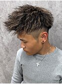 メッシュハイライトツイスパツイストフェードツーブロック