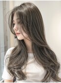 レイヤーカット×オリーブグレージュ