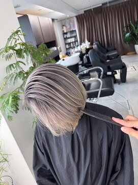 レアル 心斎橋 大阪(REAL) シャドールーツ/ブリーチ/ダブルカラー/バレイヤージュ/心斎橋