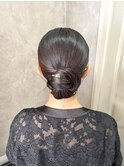 タイトシニヨン ヘアセット 参列ヘア お呼ばれヘア 金箔アレンジ