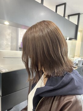 ケンジ 横浜(KENJE) ブリーチなしダブルカラー/オリーブベージュ/透明感カラー