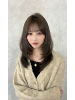 ソマリ(SOMARI.) 抜け感たっぷり小顔レイヤー