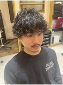 無造作スパイラルパーマ×メンズマッシュ
