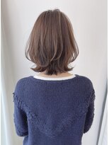 ネオリーブ チロル 横浜西口店(Neolive CiroL.)&nbsp;こなれミディ　縮毛矯正　大人可愛い　くびれボブ