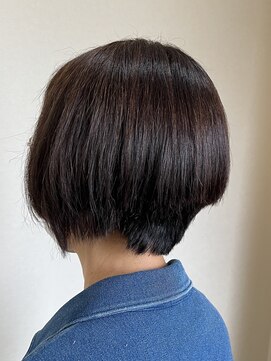 フォスキーア(Foschia) 前下がりボブ