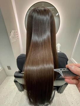 トッカ ヘアアンドトリートメント バイ リウム(tocca hair&treatment by Rium) 《韓国ヘア》髪質改善×柔らかツヤカラー