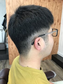 バーバーコマ(BARBER KOMA) ツーブロック