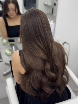 アマトウキョウスマートサロン(AMA TOKYO×Smart Salon) くびれミディ/顔まわりカット/くびれ巻き/レイヤーカット